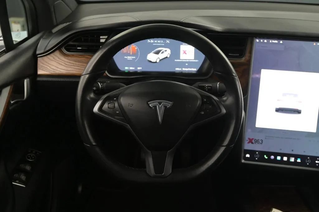 Used 2020 Tesla Model X Long Range AWD/4WD image 32