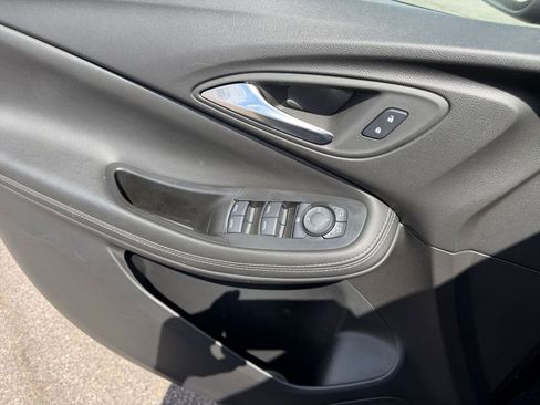 Used 2025 Buick Encore GX Preferred image 18