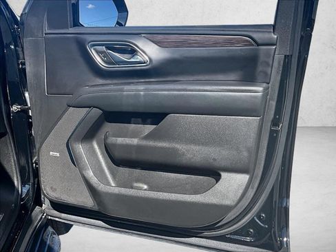 Used 2024 Chevrolet Tahoe LT RWD image 19