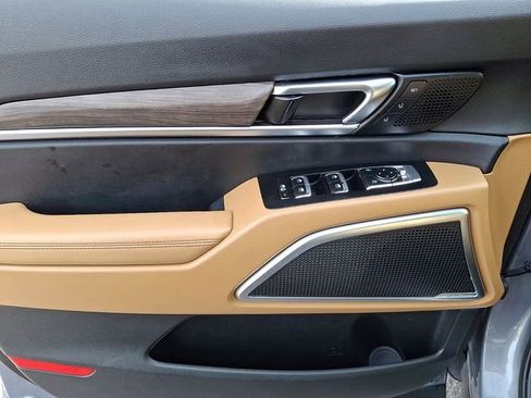 Used 2022 Kia Telluride SX image 18