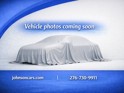 Used 2017 Dodge Challenger R/T RWD image 1