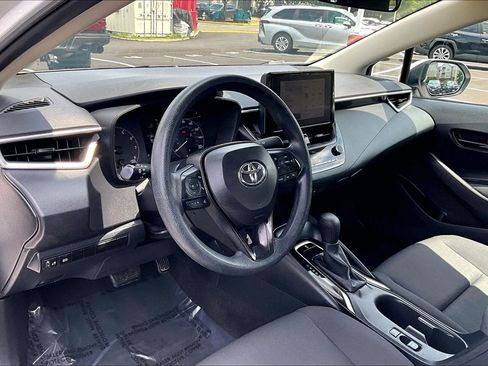 Used 2024 Toyota Corolla LE FWD image 13