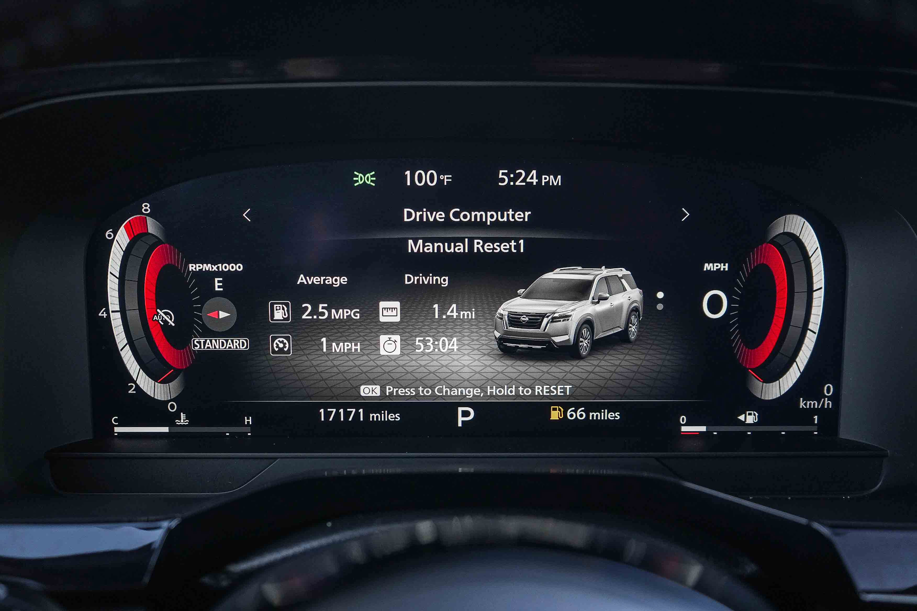 Used 2025 Nissan Pathfinder Platinum FWD image 23
