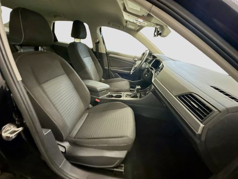 Used 2024 Volkswagen Jetta S image 31