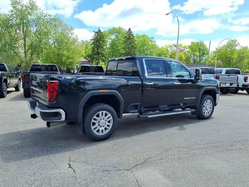 Used 2022 GMC Sierra 3500 SLT w/ SLT Convenience Package AWD/4WD image 3