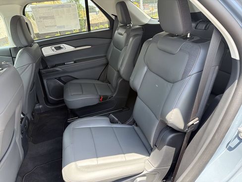 New 2026 Ford Explorer Active w/ Active Comfort Package RWD image 20