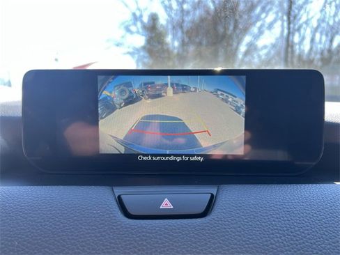 Used 2024 MAZDA CX-90 3.3 Turbo w/ Preferred Plus image 17