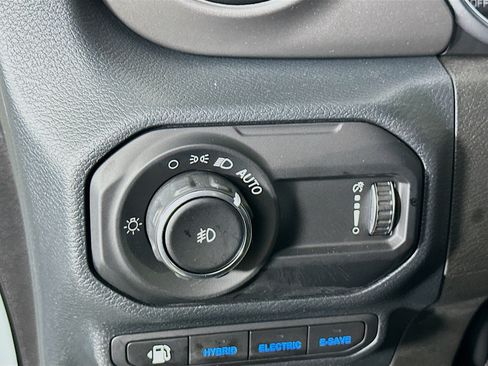 Used 2023 Jeep Wrangler Unlimited w/ Cold Weather Group AWD/4WD image 16