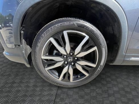 Used 2020 Honda Pilot Touring image 13