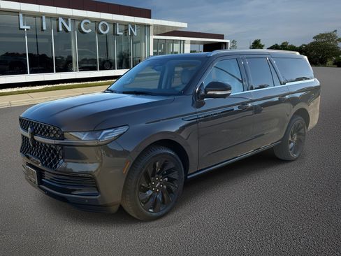 New 2025 Lincoln Navigator L Black Label image 1