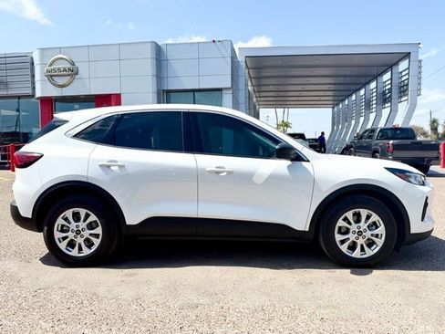 Used 2023 Ford Escape Active image 8