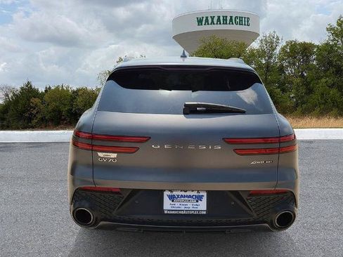 Used 2023 Genesis GV70 3.5T Sport w/ Sport Advanced Package AWD/4WD image 4