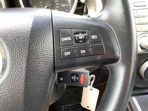 Used 2012 MAZDA MAZDA5 Sport FWD image 37