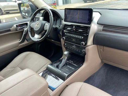 Certified 2023 Lexus GX 460 Premium w/ Premium Package AWD/4WD image 25
