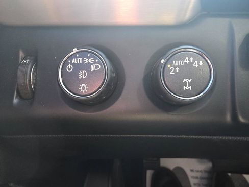 Used 2018 GMC Yukon Denali w/ Denali Ultimate Package image 19