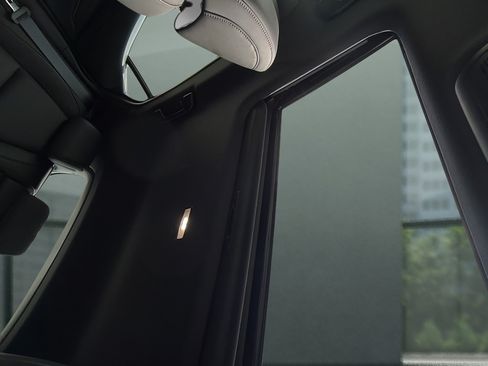 New 2026 MAZDA MAZDA3 2.5 S Hatchback w/ Premium Pkg FWD image 16