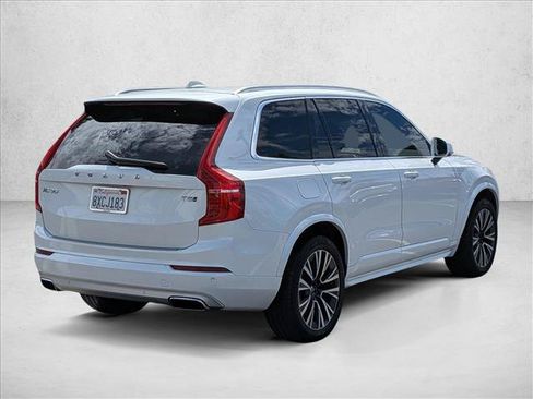 Used 2021 Volvo XC90 T5 Momentum w/ Advanced Package AWD/4WD image 5