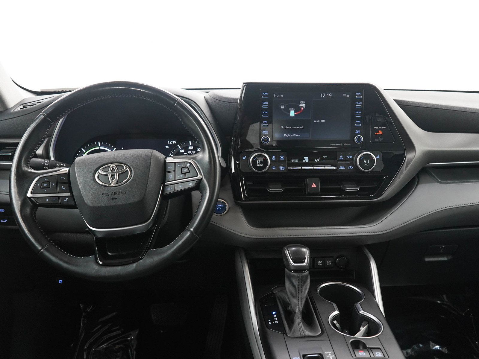 Used 2021 Toyota Highlander XLE AWD/4WD image 17