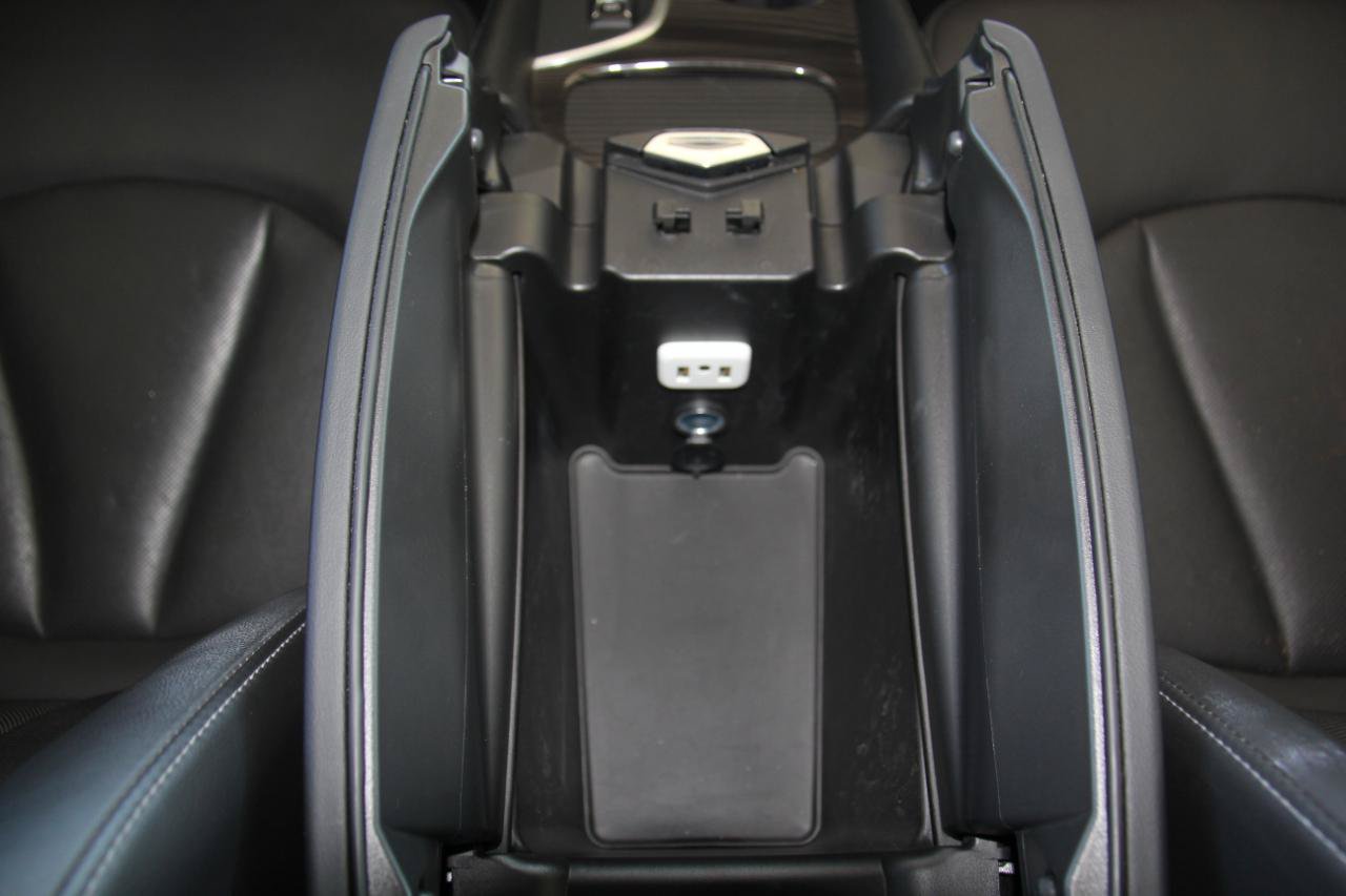 Used 2020 Buick Envision Essence w/ Experience Buick Package FWD image 19