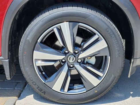 Used 2021 Nissan Rogue SL FWD image 7