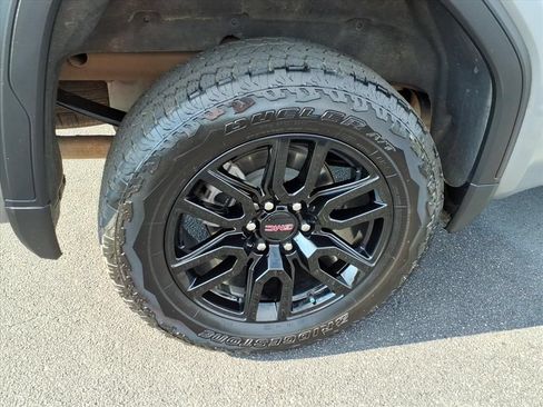 Used 2024 GMC Sierra 1500 Elevation w/ X31 Off-Road Package AWD/4WD image 20