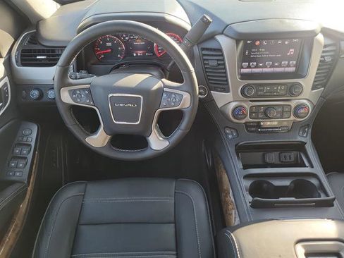 Used 2016 GMC Yukon Denali w/ Open Road Package image 19