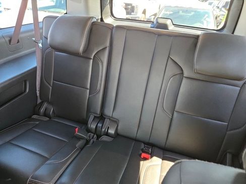 Used 2016 GMC Yukon XL Denali w/ Open Road Package image 12