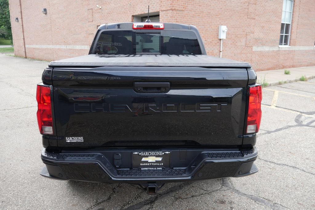Used 2024 Chevrolet Colorado Trail Boss w/ LPO, Dark Essentials Package AWD/4WD image 6