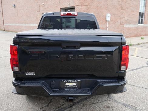 Used 2024 Chevrolet Colorado Trail Boss w/ LPO, Dark Essentials Package AWD/4WD image 6