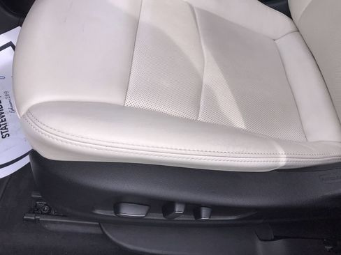 Used 2023 Cadillac XT6 Sport AWD/4WD image 12