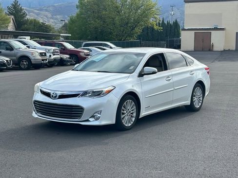 Used 2015 Toyota Avalon XLE Touring FWD image 9