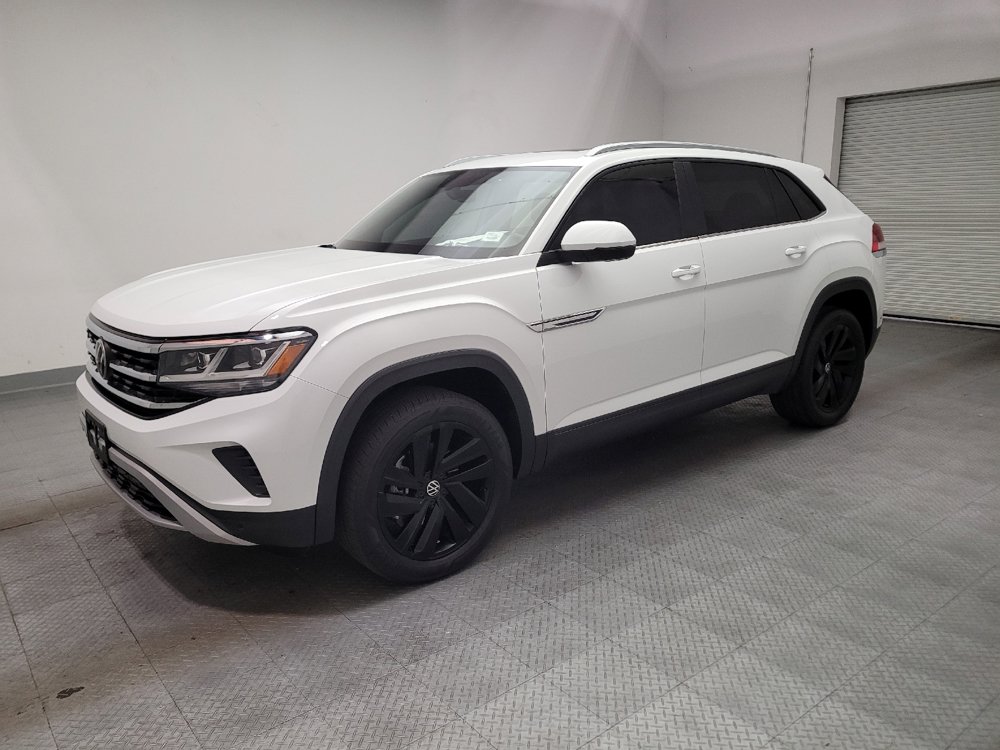 Used 2022 Volkswagen Atlas Cross Sport SE FWD image 2