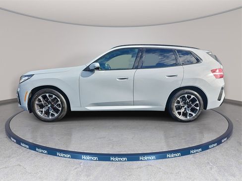 Used 2025 BMW X3 xDrive30i image 9