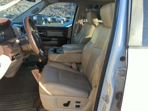 Used 2015 RAM 3500 Laramie AWD/4WD image 5