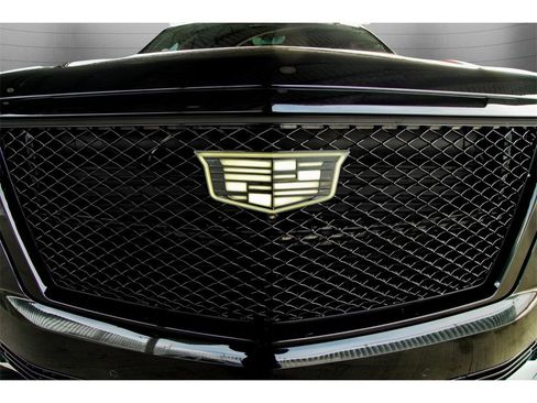 Used 2021 Cadillac Escalade Sport image 11