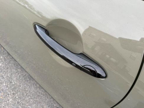 Used 2019 MINI Cooper S w/ Signature Upholstery Package image 22