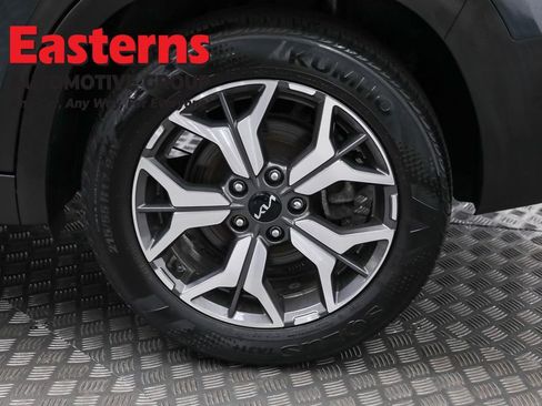 Used 2023 Kia Seltos EX image 34