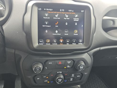 Used 2023 Jeep Renegade Latitude w/ Premium Group AWD/4WD image 27
