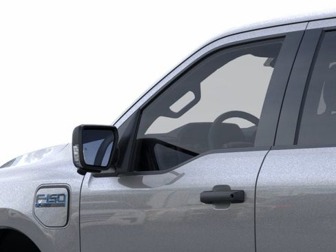 New 2025 Ford F150 Lightning XLT image 20