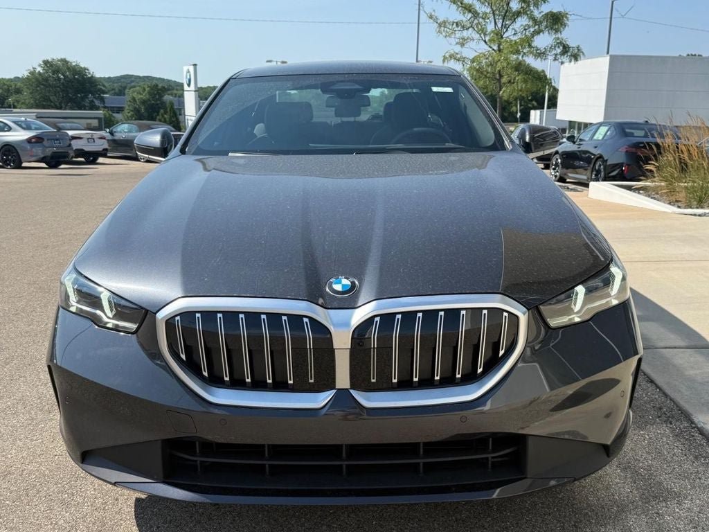 Used 2026 BMW 540i xDrive AWD/4WD image 9