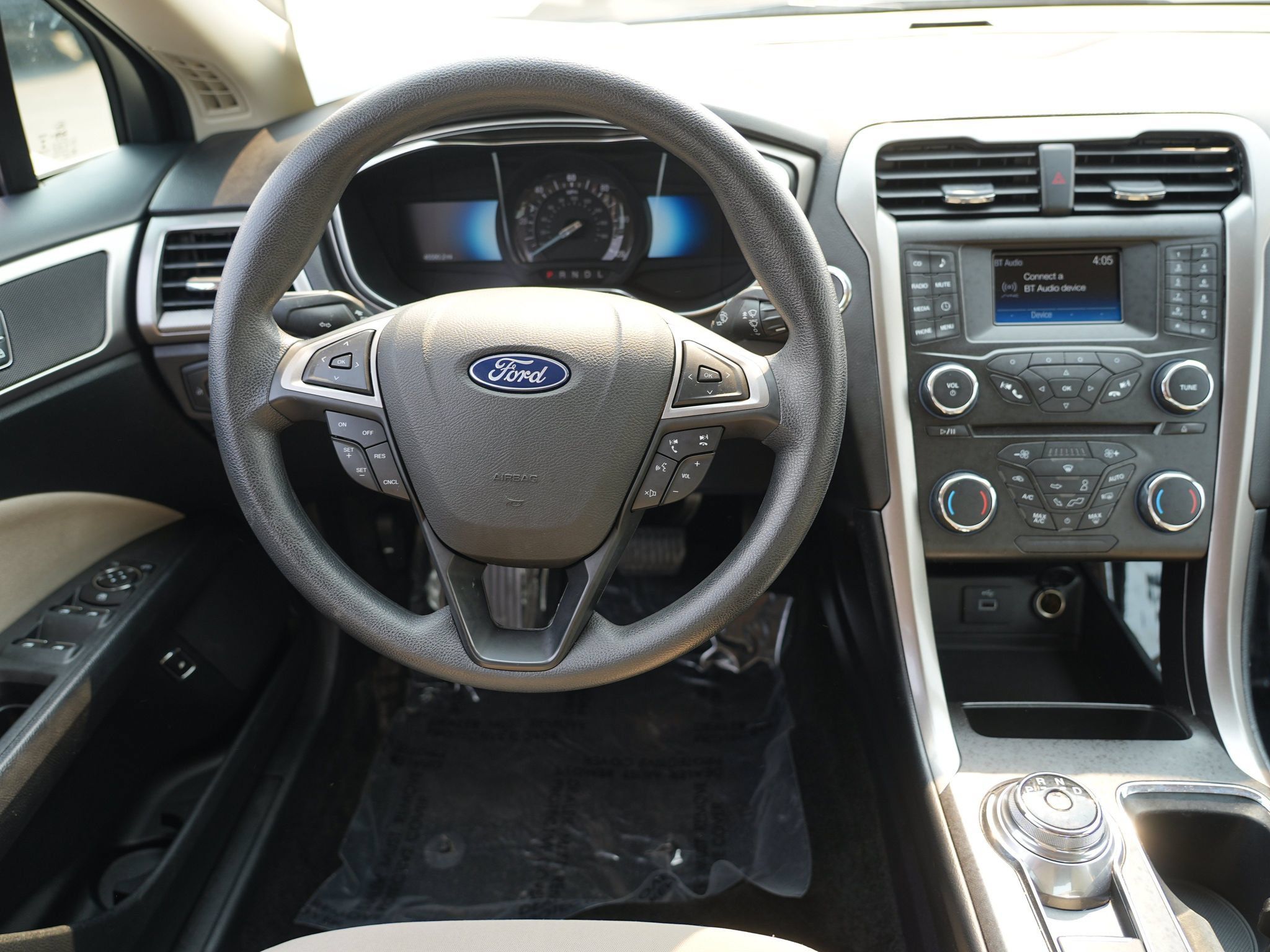 Used 2018 Ford Fusion S FWD image 21