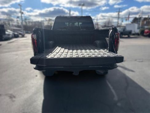Certified 2024 GMC Sierra 2500 AT4 w/ AT4 Premium Plus Package image 13