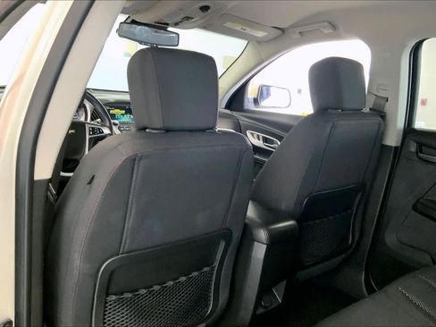 Used 2016 Chevrolet Equinox LT w/ Convenience Package image 11