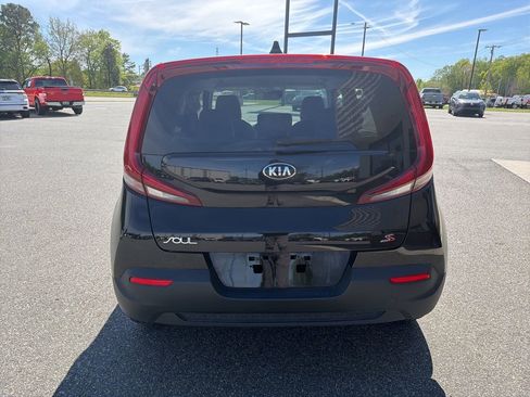 Used 2020 Kia Soul S image 7