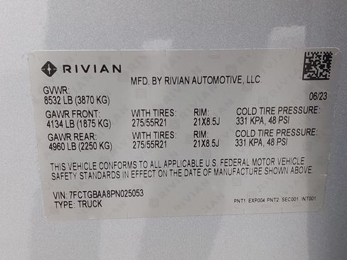 Used 2023 Rivian R1T Adventure AWD/4WD image 36