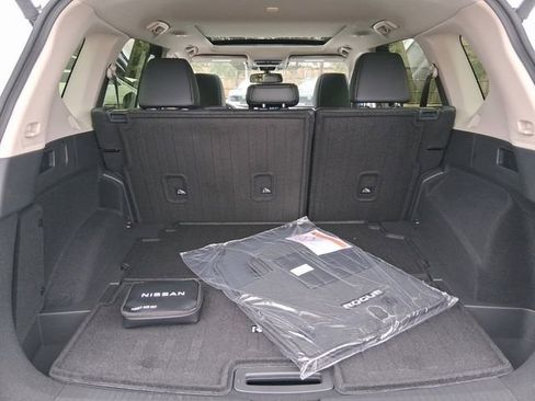 New 2026 Nissan Rogue Platinum image 29