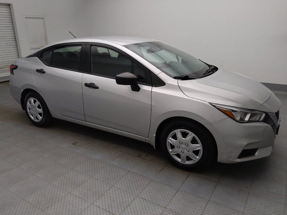 Used 2020 Nissan Versa S FWD image 11
