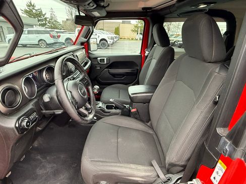 Used 2018 Jeep Wrangler Sport S image 12