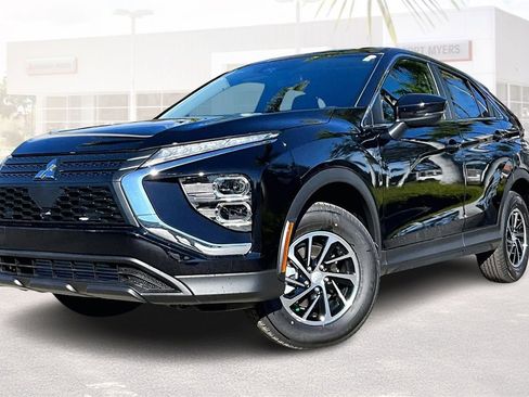 New 2026 Mitsubishi Eclipse Cross ES image 2