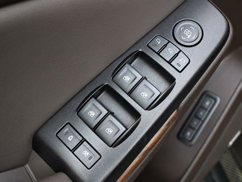 Used 2019 GMC Yukon XL Denali w/ Denali Ultimate Package AWD/4WD image 24